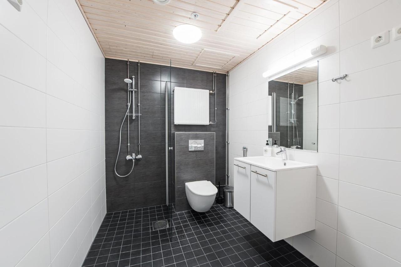 Forenom Serviced Apartments Vantaa Neilikkatie Екстер'єр фото